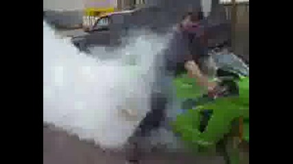 Zx 12 Burnout.avi