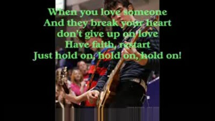 Jonas Brothers - Hold On Lyrics