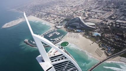Rory Mcilroy на хеликоптерната площадка на Burj Al Arab