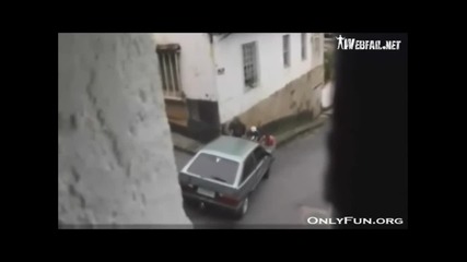 Смешни издънки 2012