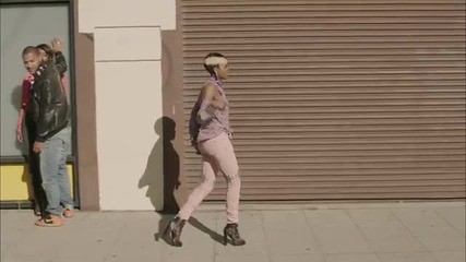 Rye Rye ft. Robyn - Never Will Be Mine (360p - 2011)