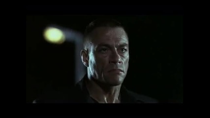 Епичният екшън герой Бен Арчър от филма След Смъртта (2004)