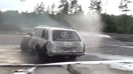 Мерцедес 123 300d Black Smoke Racing