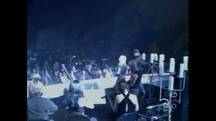 Avril Lavigne and Goo Goo Dolls - Iris (live)