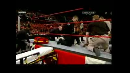 Randy Orton kick Mr Mcmahon.
