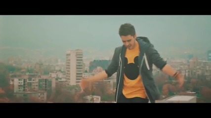 Тодор Гаджалов - Тя