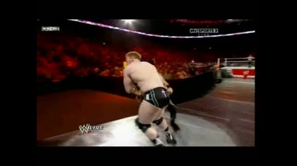 Sheamus побеснява - Wwe Raw 09.05.11