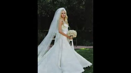 Avril Lavigne - Slideshow