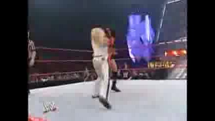 Victoria Vs Trish Stratus