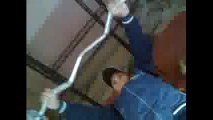 xristo diga shtangata bes problem!!! ;) 