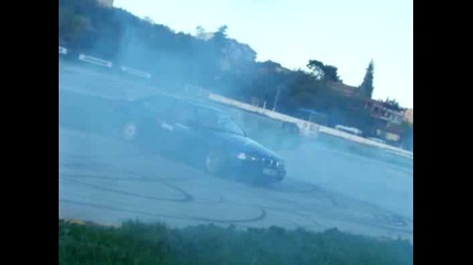 9 Касим Korfez Pisti Drift Wars e36 3.28 Donut - Видео на автомобили общо 