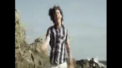 One_direction_-_what_makes_you_b