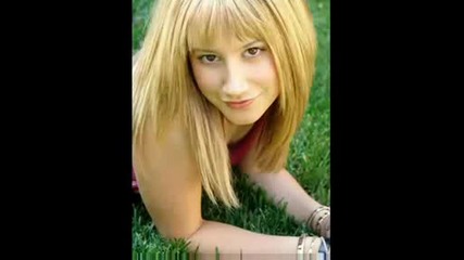 Ashley Tisdale Pictures