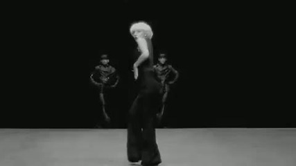 + превод `` Lady Gaga - Alejandro