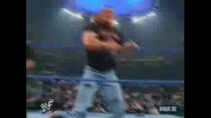 Wwf Jeff Hardy Удря Със Стол Hhh & Ледения