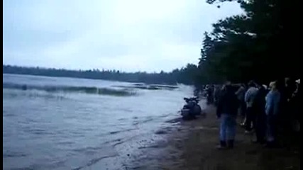 Какво беше това, направо им отвя шапките !