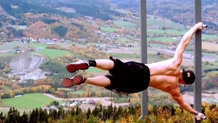 Bar-bangerz - Street Workout at the Top of the World!
