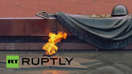Russia: Victorious Red Army commemorated with minute of silence