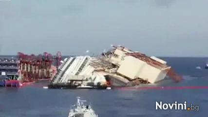 Операцията по изправянето на " Коста Конкордия " на забързан кадър
