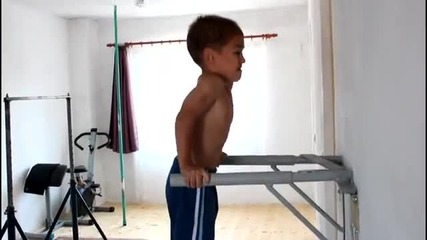 Детето Чудо - прави нова тренирвка !