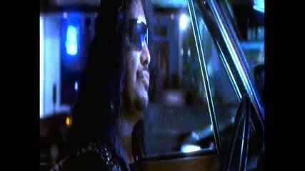 Kiss - Domino