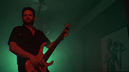 Angra - Insania / Official Music Video - New Album Qmni / Out Now