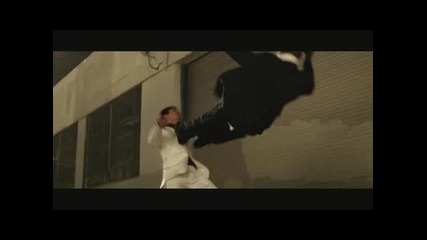 + превод Ne - Yo - Beautiful Monster (официално видео)