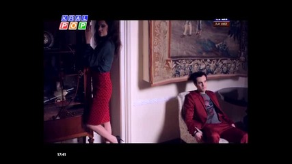 Model - Bir Melek Vardi