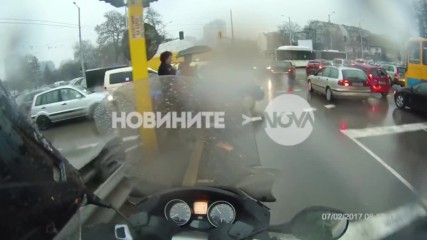 Неработещ светофар на столично кръстовище
