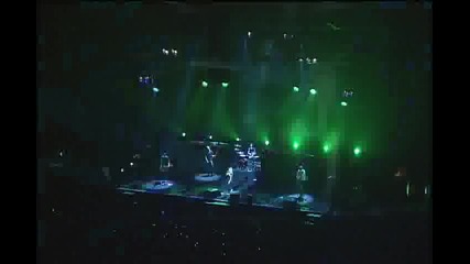 Avril Lavigne - Unwanted [live At Budokan 2005 Concert song5]