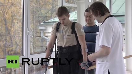 Russia: ExoAtlet's human exoskeleton helps disabled patient walk again