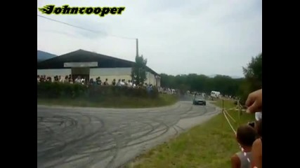 Bmw E30 & Nissan Skyline drifting