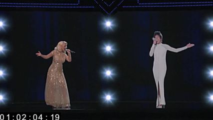 Холограма на Whitney Houston в дует с Christina Aguilera - I Have Nothing