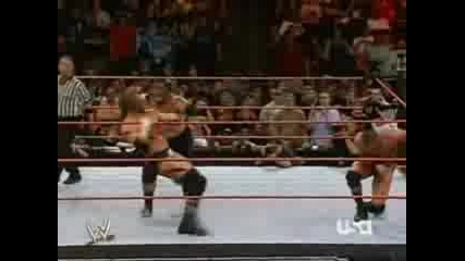 Wwe - Randy Orton Vs Triple H Vs Umaga