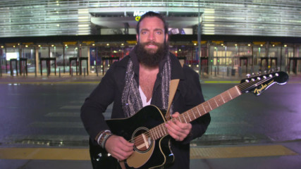 Elias visits MetLife Stadium before his huge performance at WrestleMania: Raw, April 1, 2019