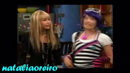 - Miley meet Rico at the hotel room xdd ;;за конкурса на emito67 : ))) 