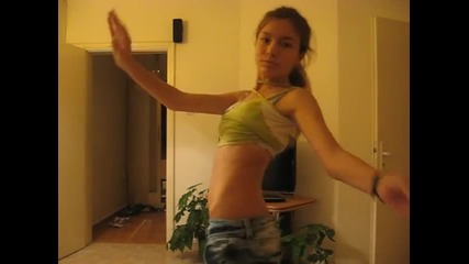 Belly dance[5]