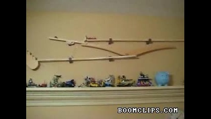 Кой си има такова вкъщи!?!? .. - Никой!! 