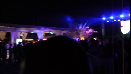 Bedroom beach present Mark Knight & Martin Ten Velden 