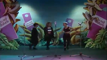 Bananarama - Do not disturb , 1985