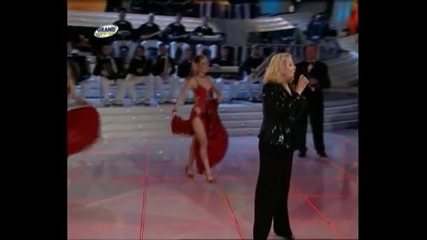 Vesna Zmijanac - Da budemo nocas zajedno - Novogodisnji Grand Show - (2010)