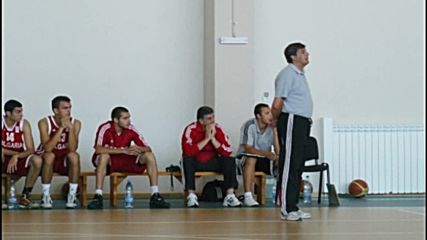Клечков: Преговаряме с Бозов, търсим трима чужденци