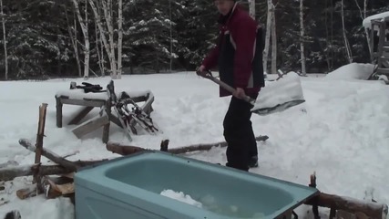 Как да си направим гореща вана в снега!