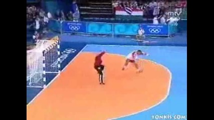 Страхотен Финт