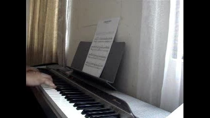 Avril Lavigne - Keep Holding On Piano