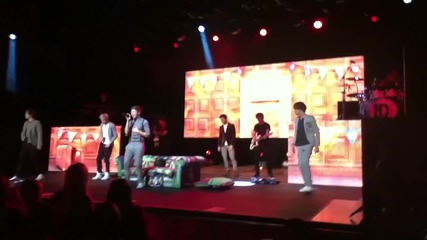 One Direction - More Than This в Southend 19/12/11 на Up All Night Tour