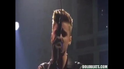 + Превод! Justin Bieber - Nothing Like Us ( Live )