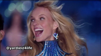 Maroon 5 - Moves Like Jagger ( Victoria's Secret Show 2011 )