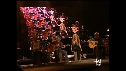 Shakira - Hay Amores 