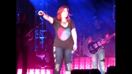 Kelly Clarkson Because Of You Live Champlain Valley Fair, Essex, Vermont September 2009 